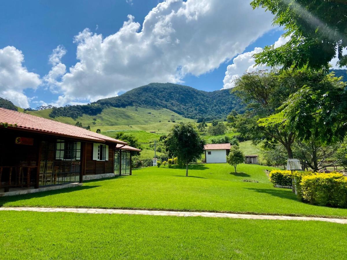 Vila Quinta Do Papagaio Pouso Alto Exteriér fotografie