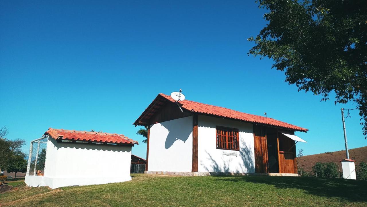 Vila Quinta Do Papagaio Pouso Alto Exteriér fotografie
