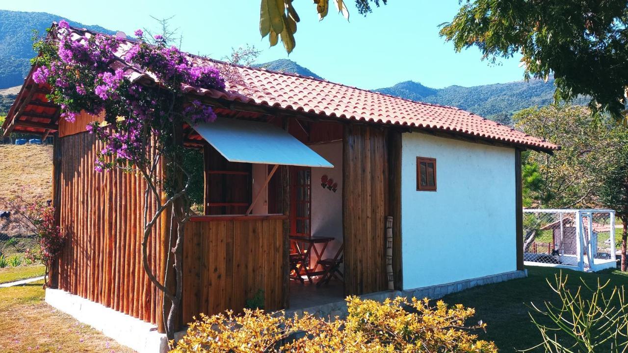 Vila Quinta Do Papagaio Pouso Alto Exteriér fotografie