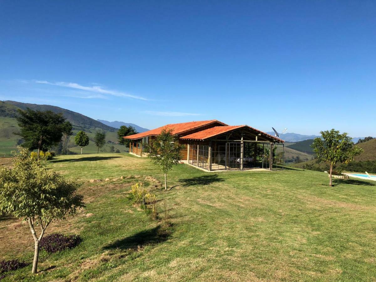 Vila Quinta Do Papagaio Pouso Alto Exteriér fotografie
